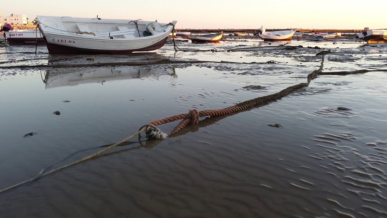 a qué hora es la bajamar en cádiz